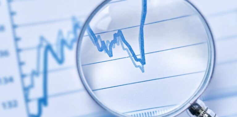 Anticiper la conjoncture économique à venir dans les TPE en 2026 : marché global et risques dans la gestion des RH